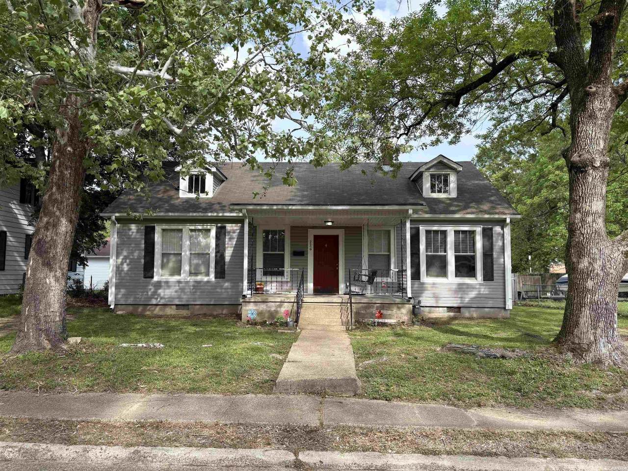 226 14TH Street - Photo 1