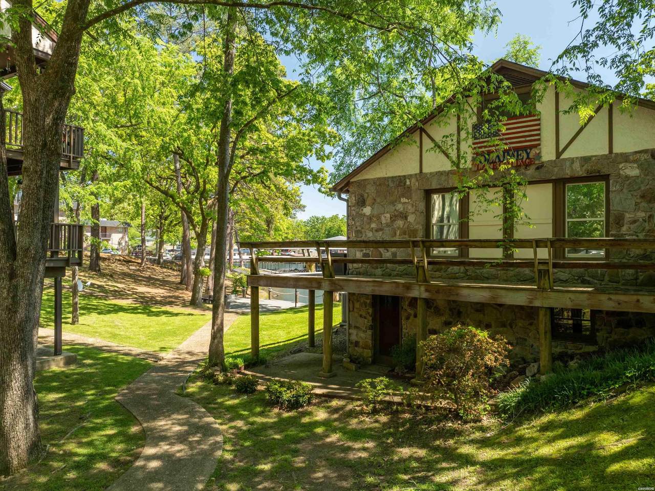 https://bt-photos.global.ssl.fastly.net/hotsprings/1280_boomver_1_155056-2.jpg