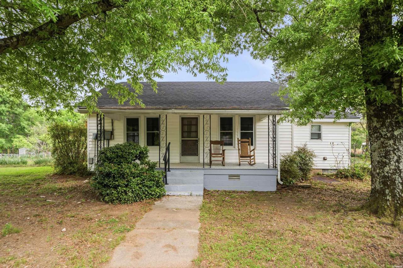 300 Carver Street - Photo 1