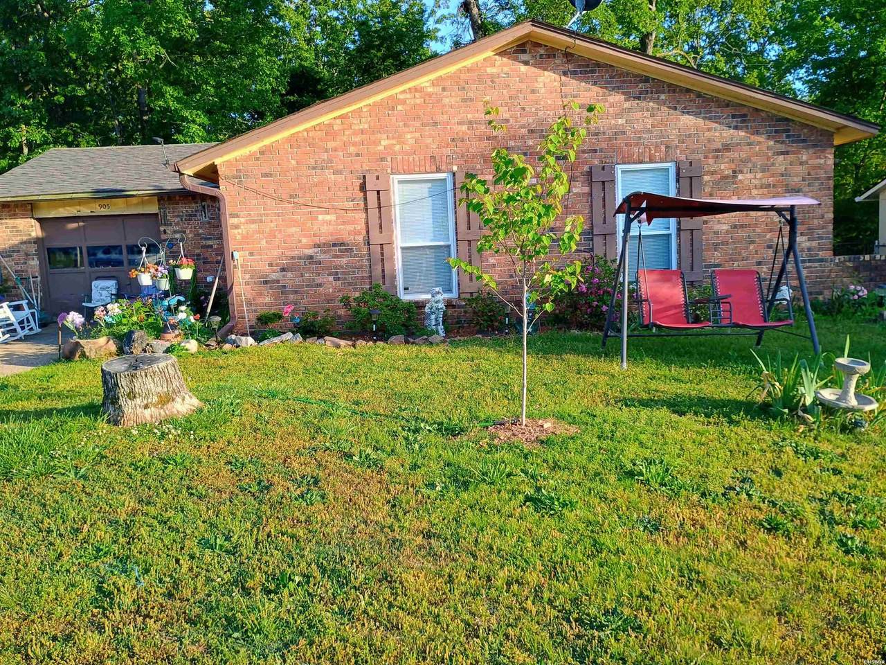 905 Nicole Drive - Photo 1
