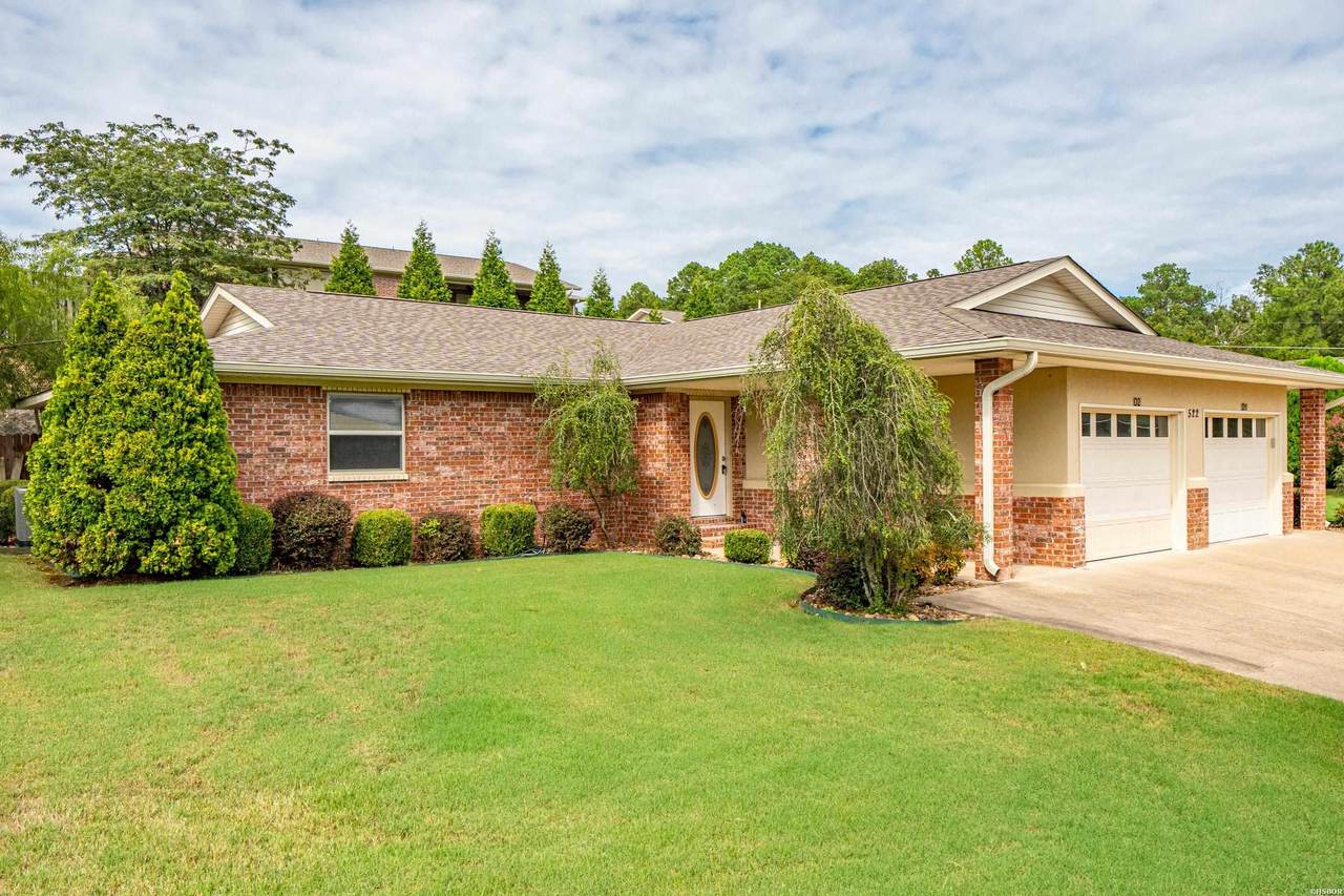 522 Amity Road - Photo 1