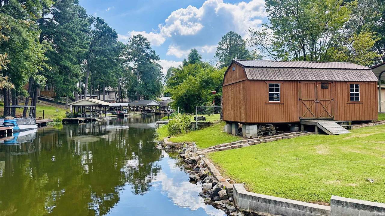 150 Shore Acres Drive - Photo 1