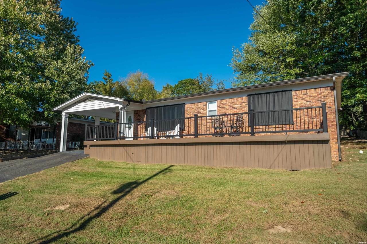 108 Bridgeview Circle - Photo 1