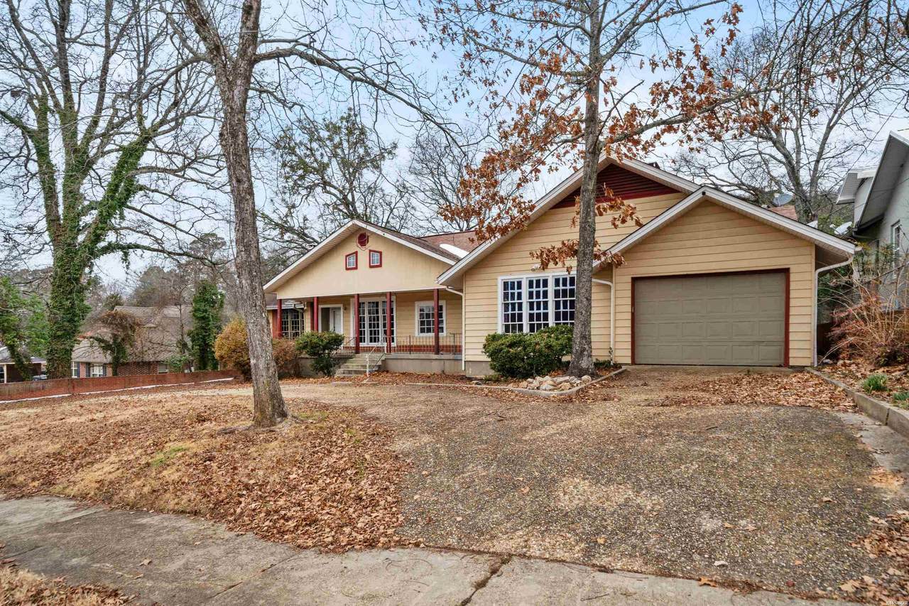 132 Pecan Street - Photo 1