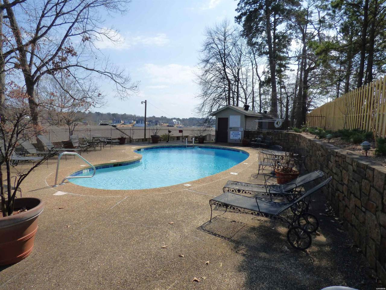 https://bt-photos.global.ssl.fastly.net/hotsprings/1280_boomver_2_154320-2.jpg