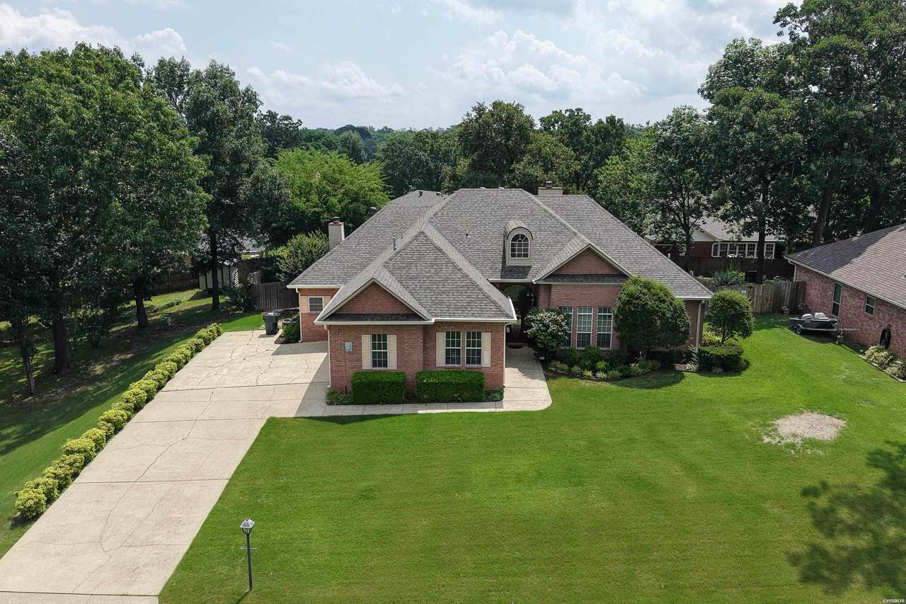 105 Alexwood Drive - Photo 1