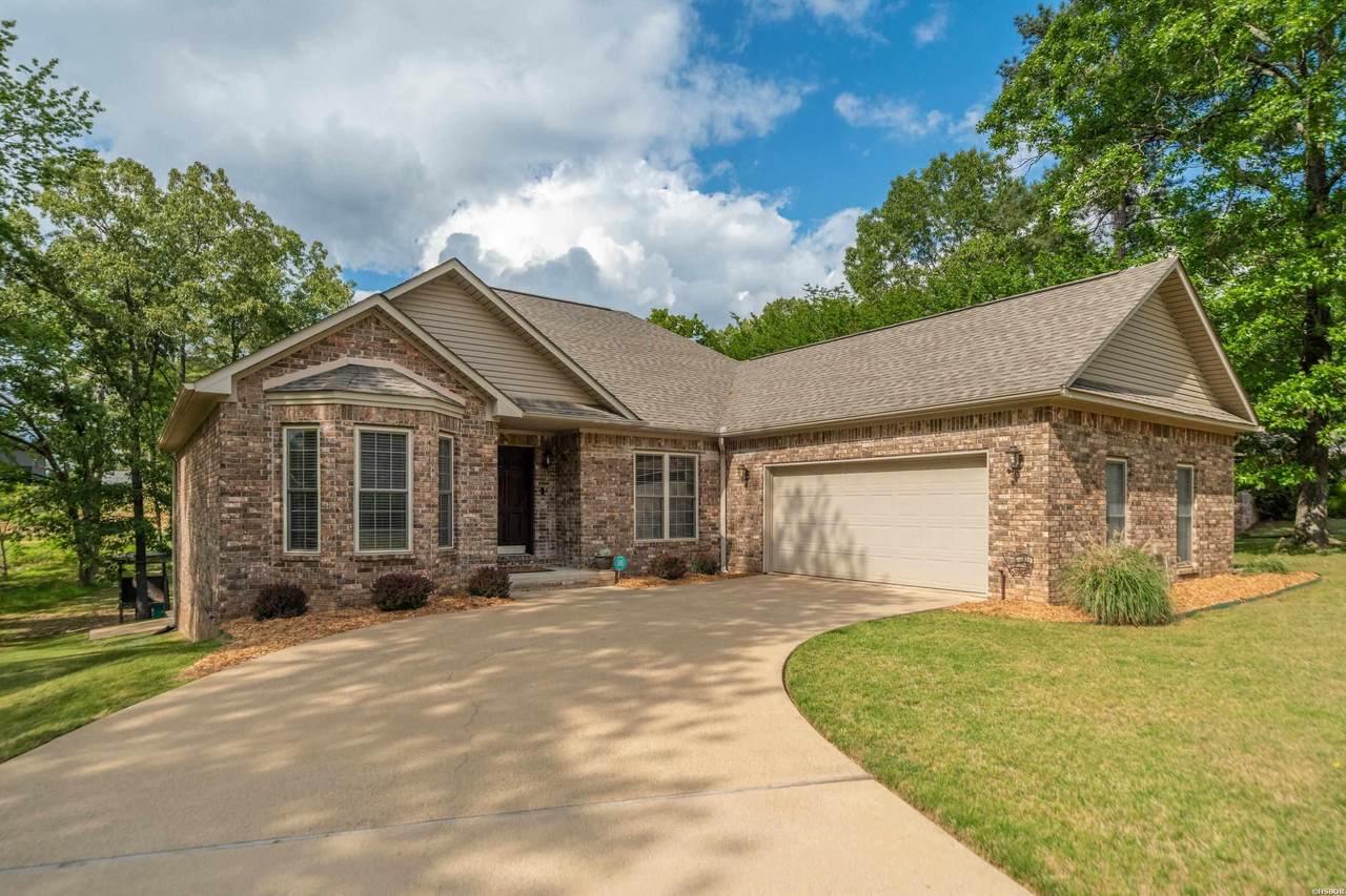140 Clairmoor - Photo 1