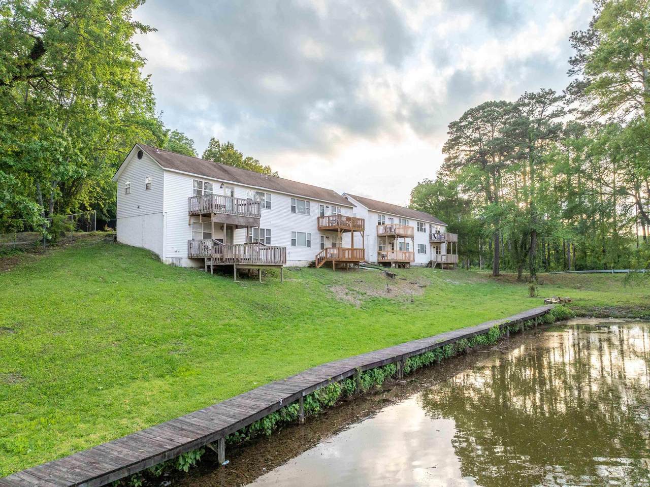 110-113 Mccurry Terrace - Photo 1