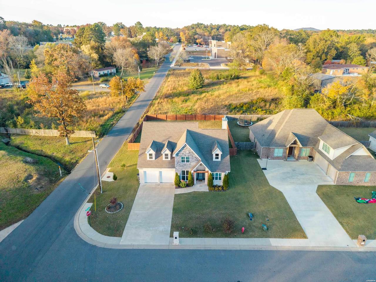 105 Coneflower Court - Photo 1