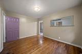 806 Woodlawn - Photo 12