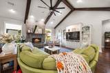 419 Lotus Loop - Photo 8