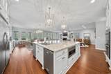 350 Longpoint - Photo 12