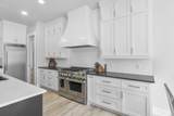 434 Windamere - Photo 16