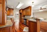 140 Clairmoor - Photo 10