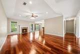 140 Clairmoor - Photo 6