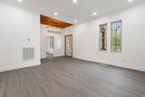 207 Hagen Street - Photo 9