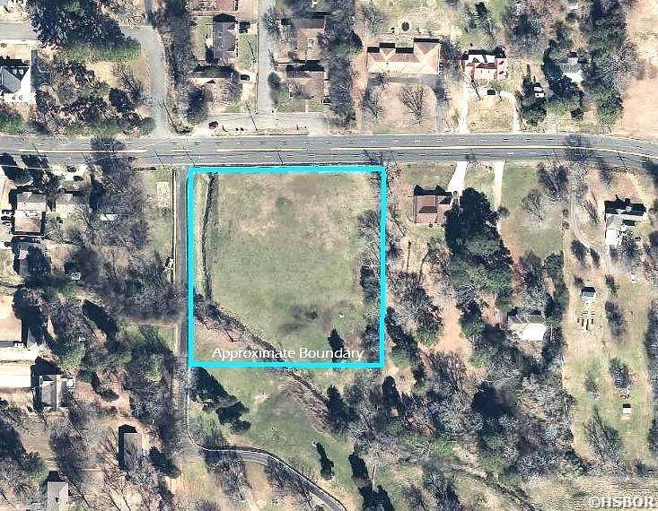 000 Malvern Avenue - Photo 1