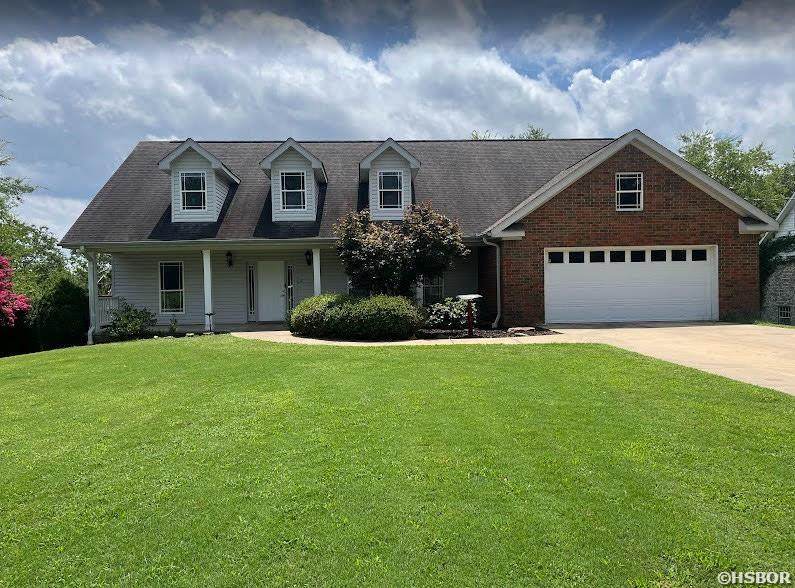 108 Parkview - Photo 1