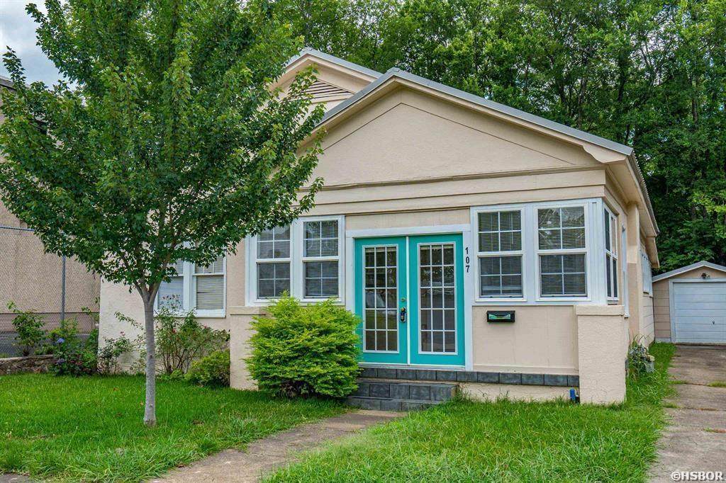 107 Barry Street - Photo 1