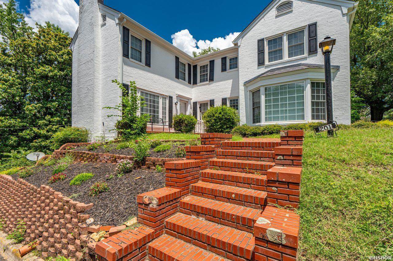 201 Trivista Left - Photo 1