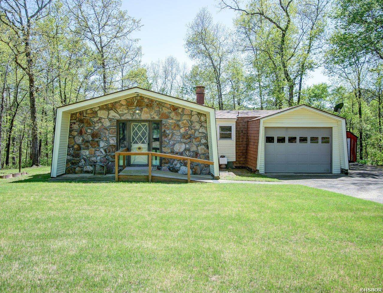 106 Arlington Drive - Photo 1