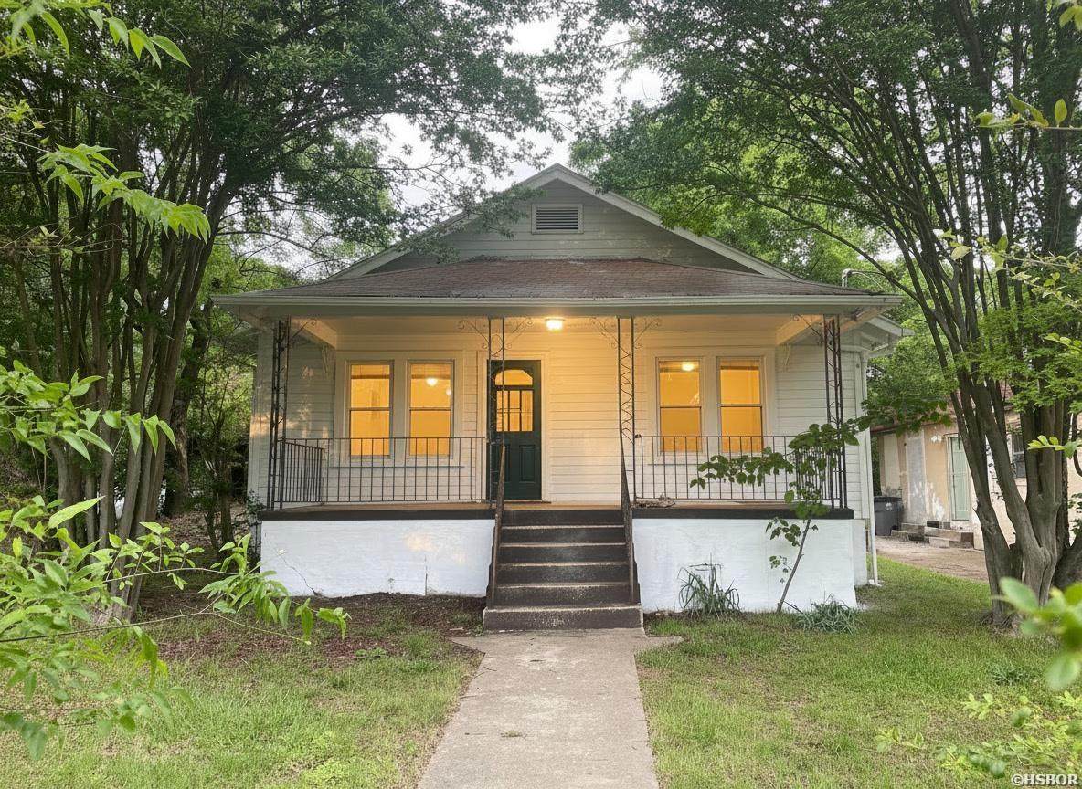 130 Plain Street - Photo 1
