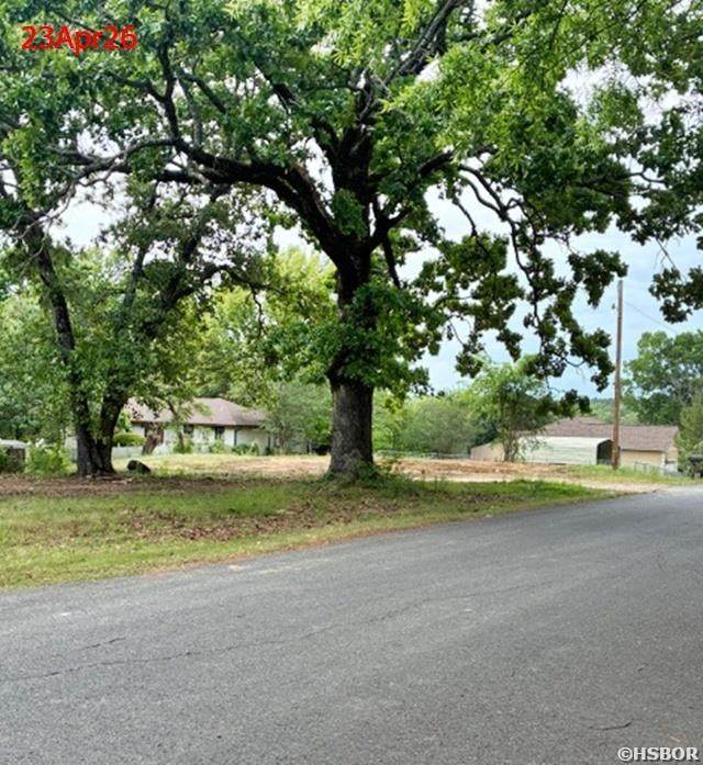 201 Breezehill Road - Photo 1