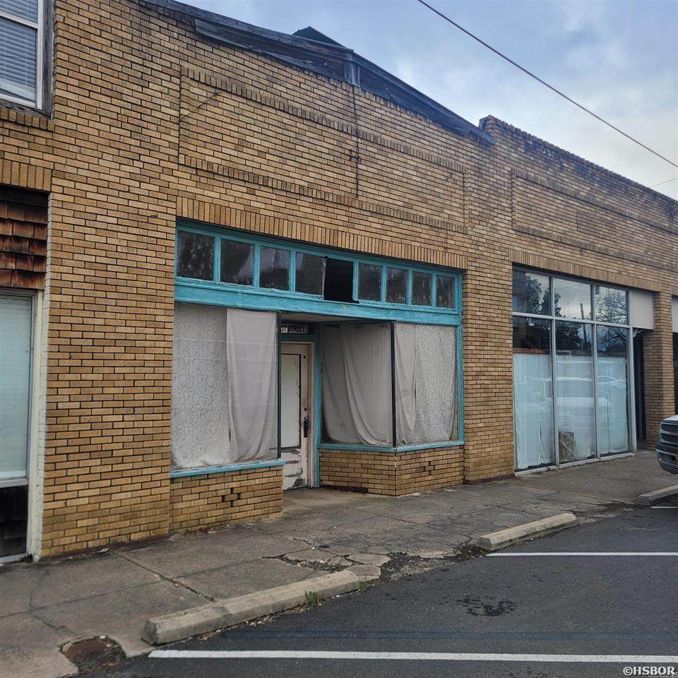 140 West Street - Photo 1