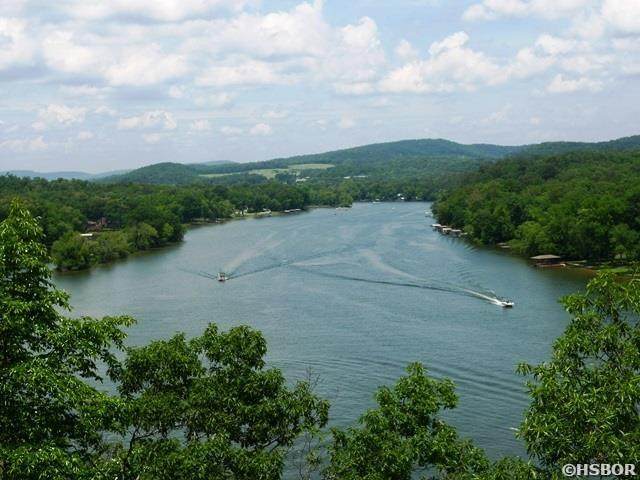 https://bt-photos.global.ssl.fastly.net/hotsprings/1280_boomver_2_152821-2.jpg