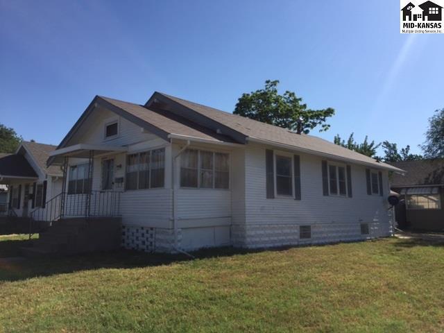 1400 Monroe St - Photo 1