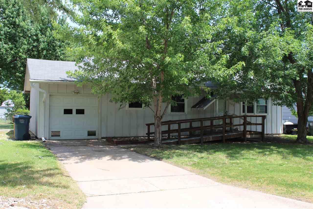 802 Hoagland St - Photo 1
