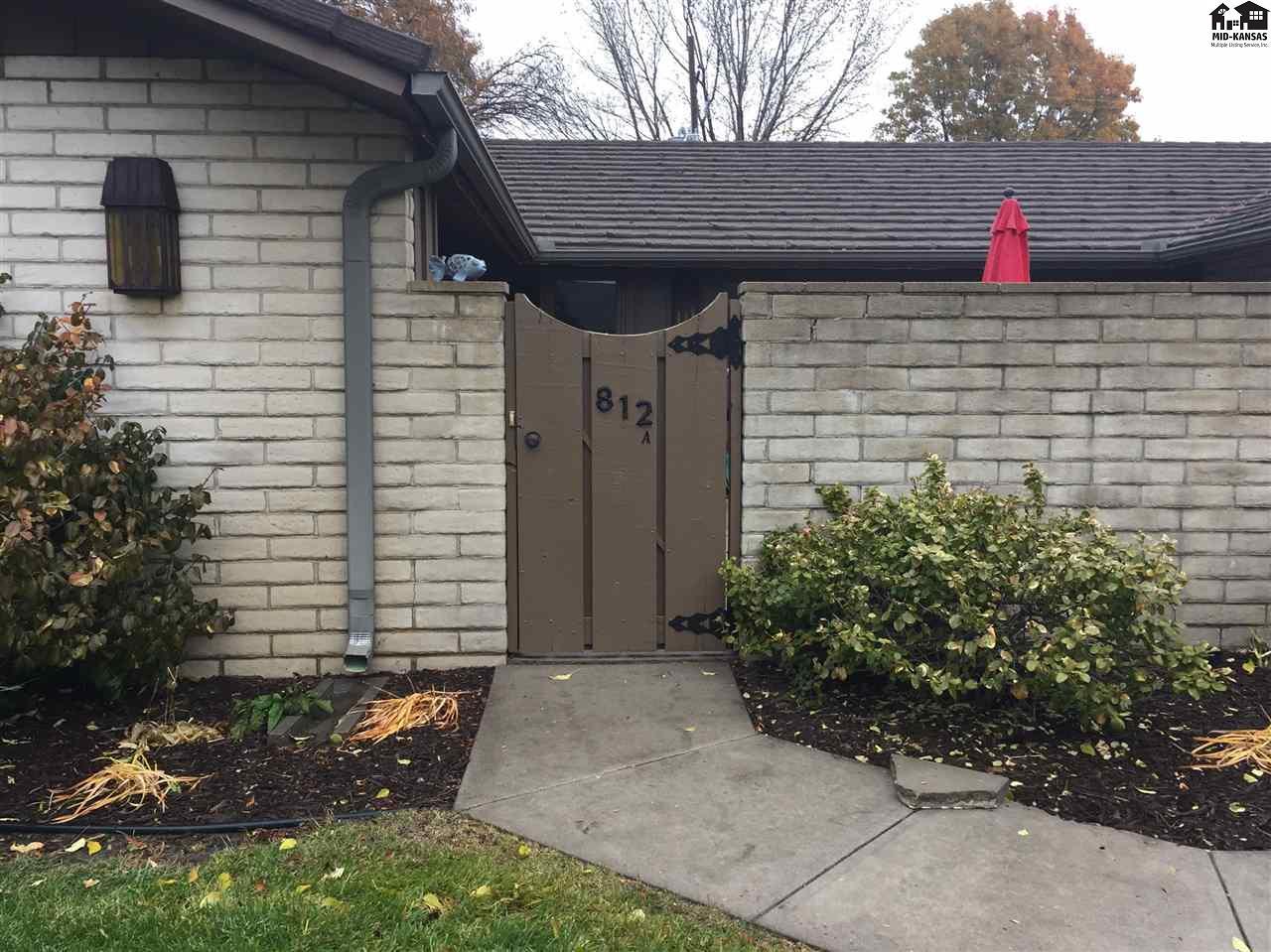 812 Old Farm Estates Rd - Photo 1