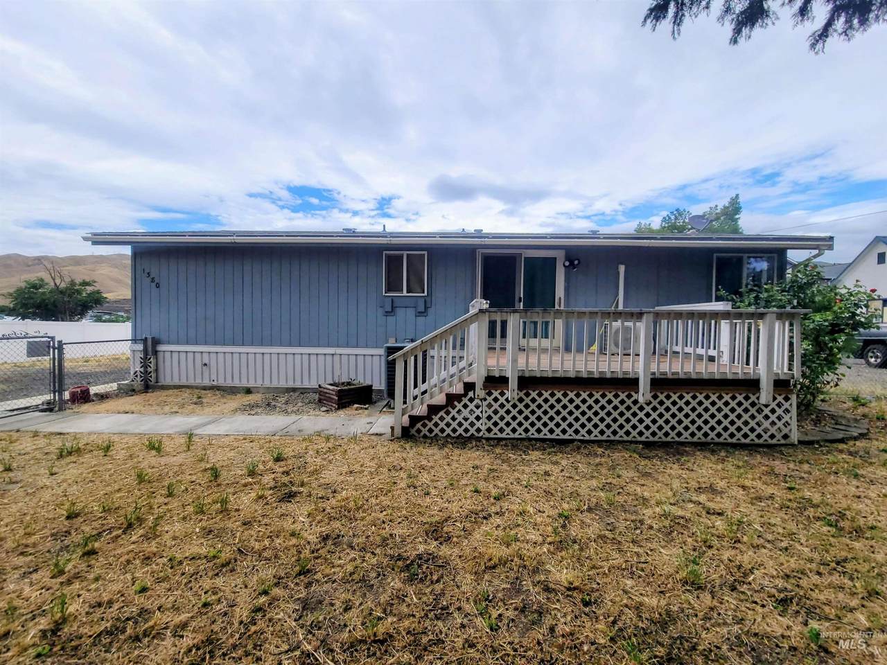 1380 Poplar St. - Photo 1