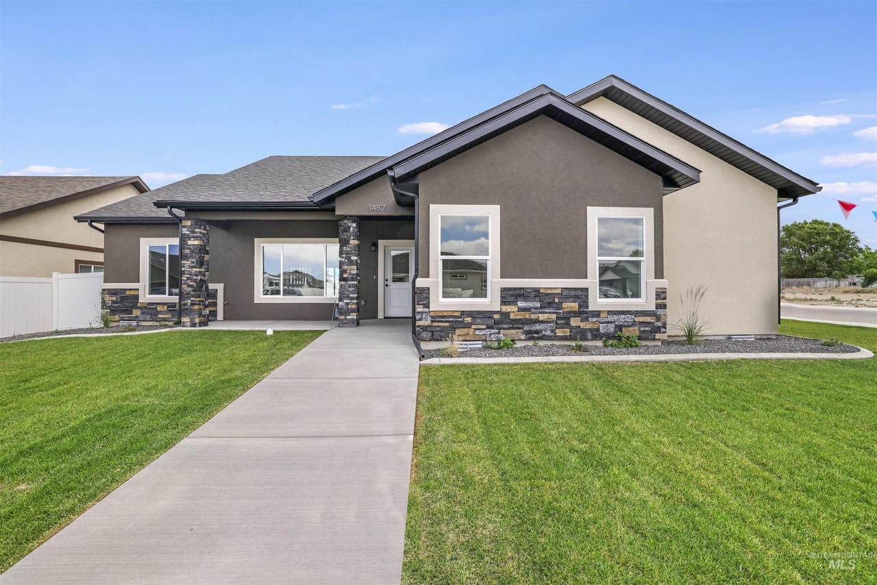 1487 Zephlyn Street - Photo 1