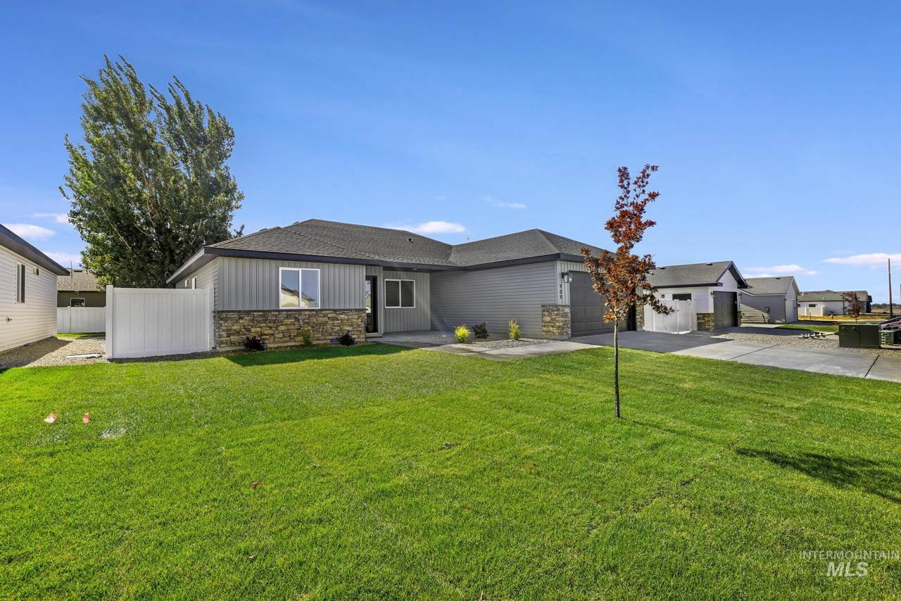 909 23Rd. Ave. - Photo 1