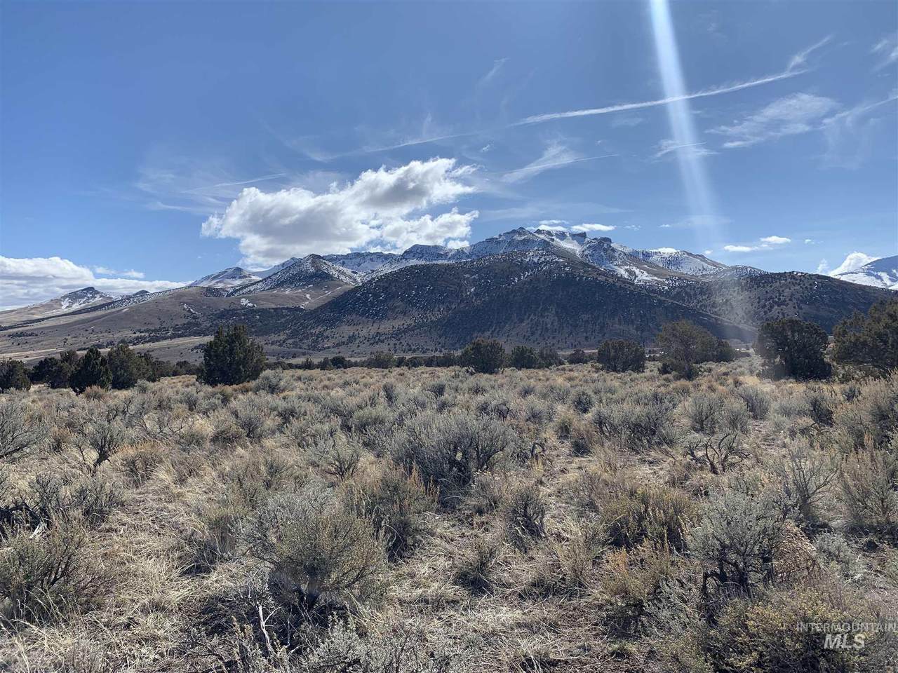 1687 Hwy 77 - Photo 1