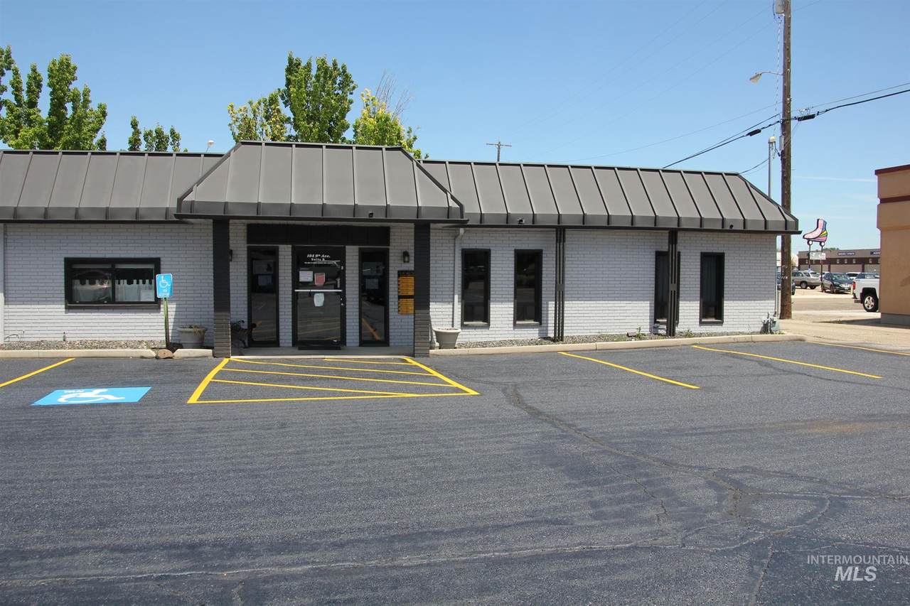 104 112 9th Ave. South - Photo 1