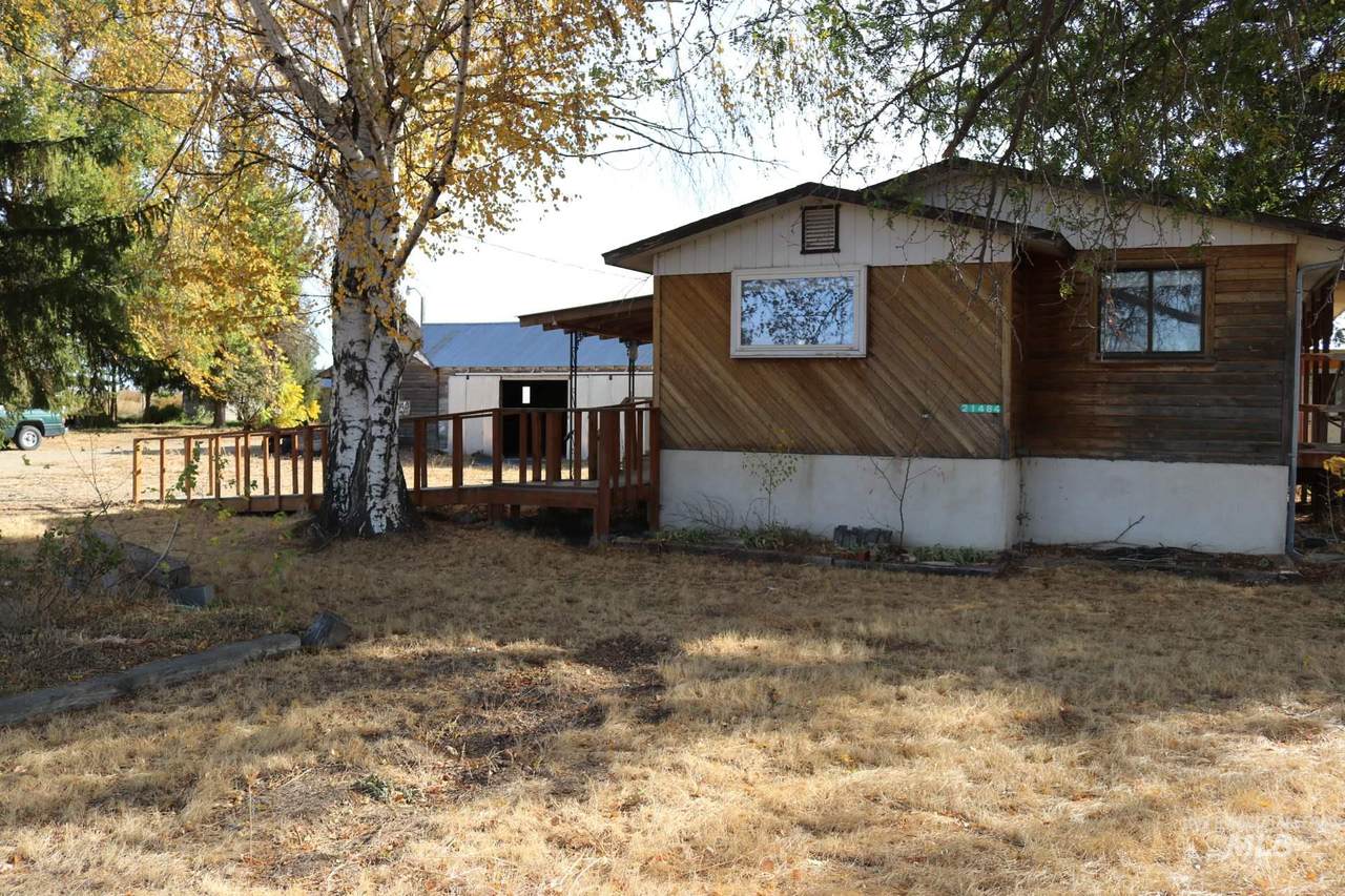 21484 Case Lane - Photo 1