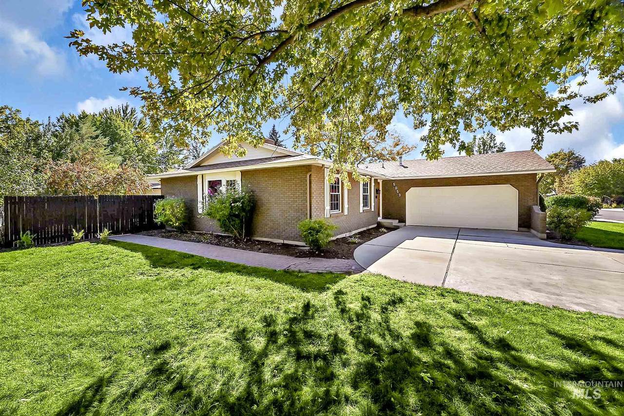 5053 W Redbridge Dr - Photo 1