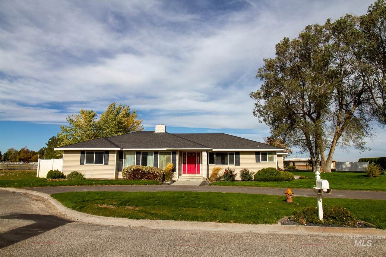 8 Granada Place - Photo 1
