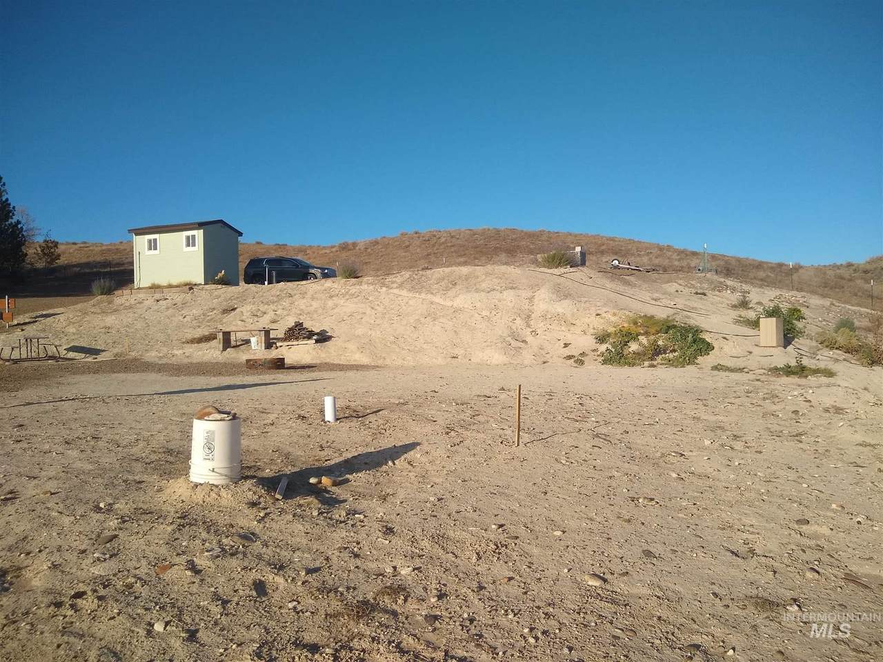 28500 Summit Ave - Photo 1