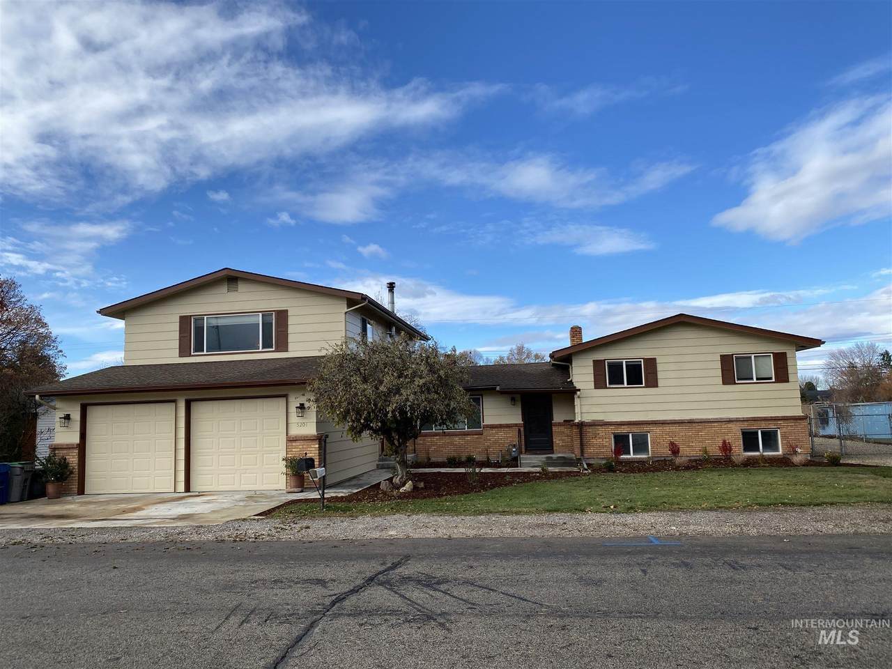 5201 Eugene St. - Photo 1