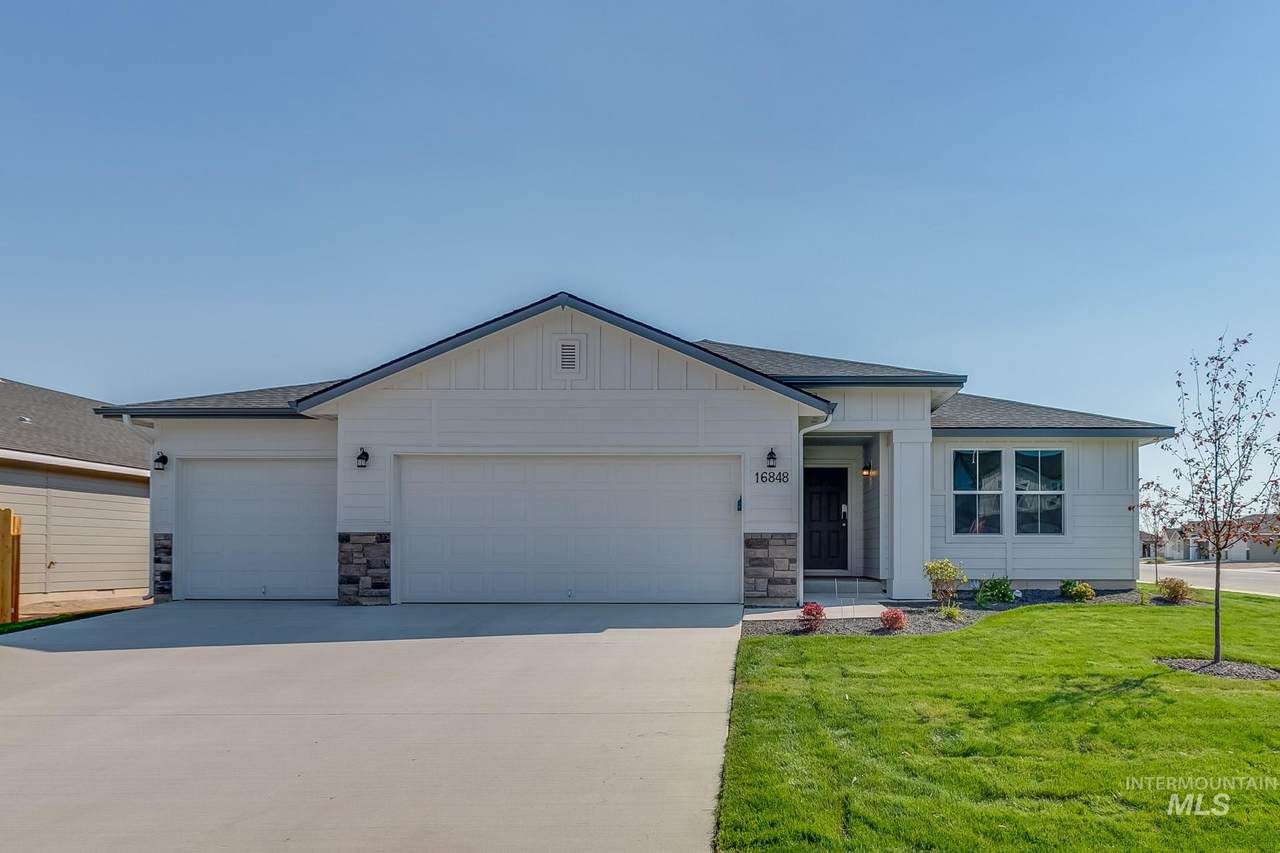 711 Nannyberry St - Photo 1