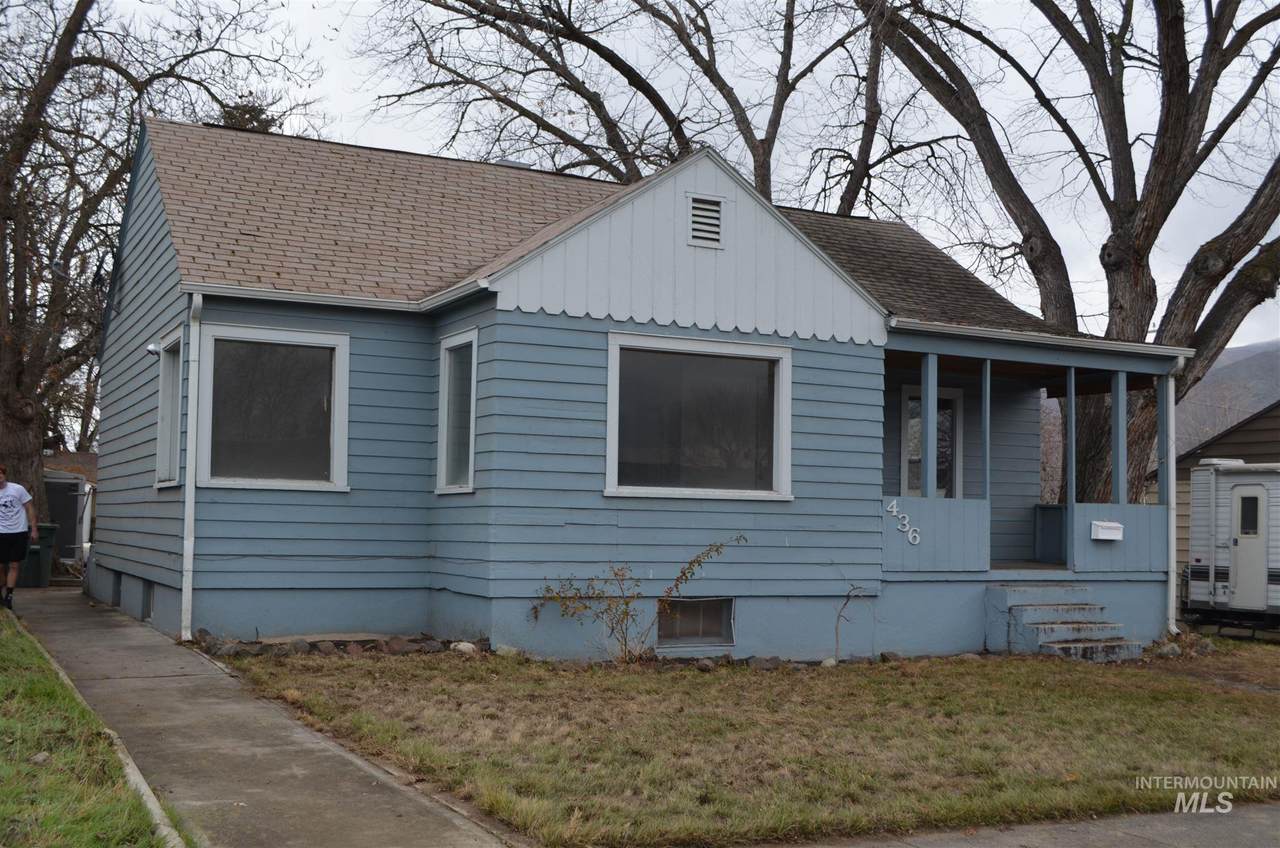 436 6th St - Photo 1