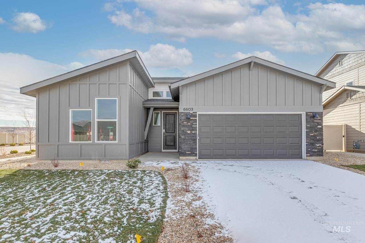 4480 Sunny Cove St - Photo 1