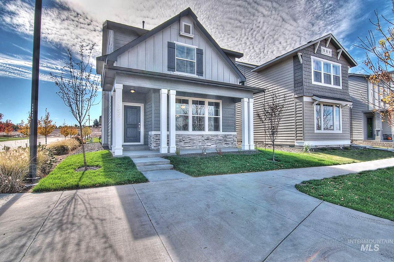 4959 Thornapple Dr - Photo 1