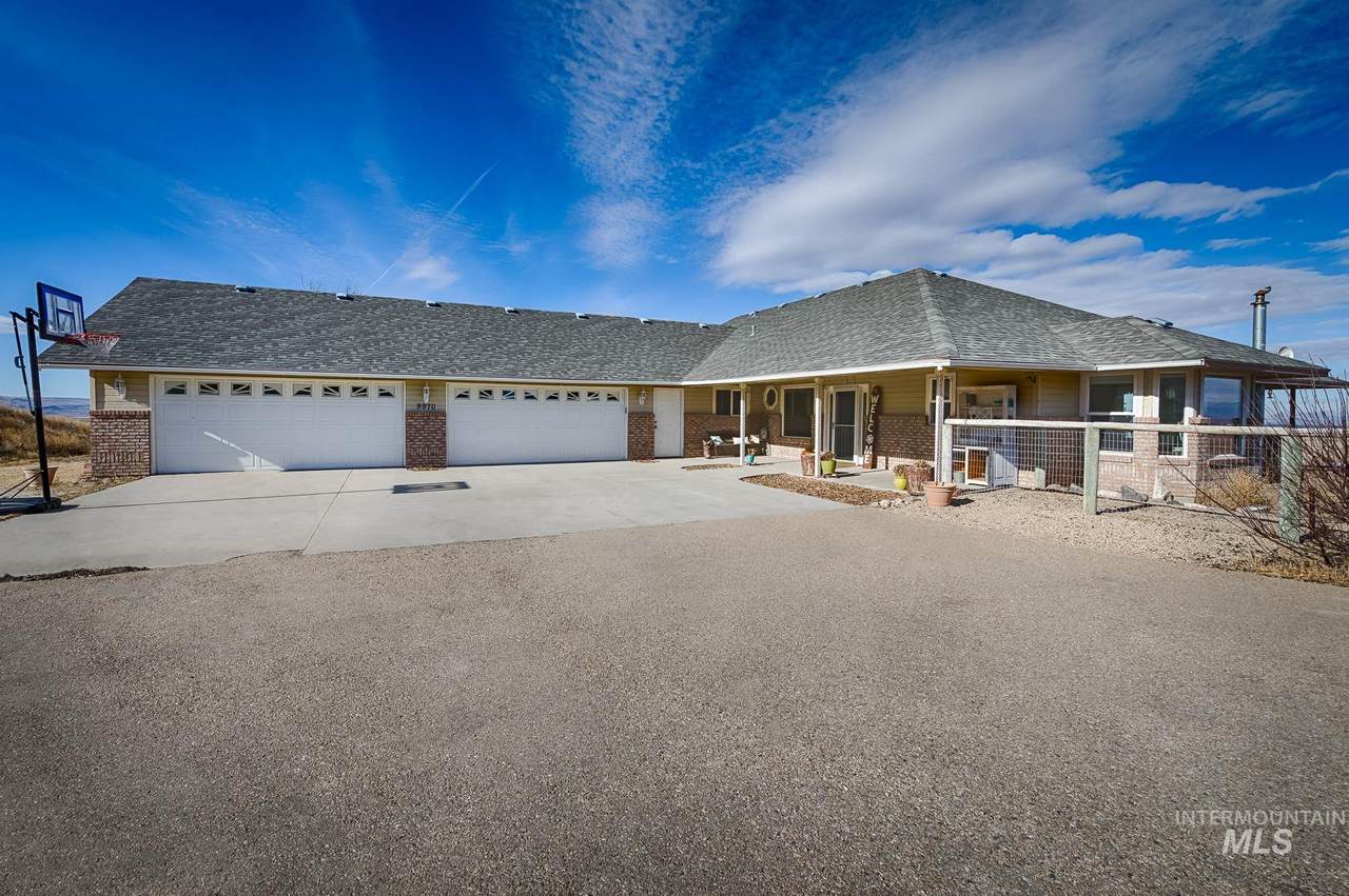 9970 View Point Drive - Photo 1