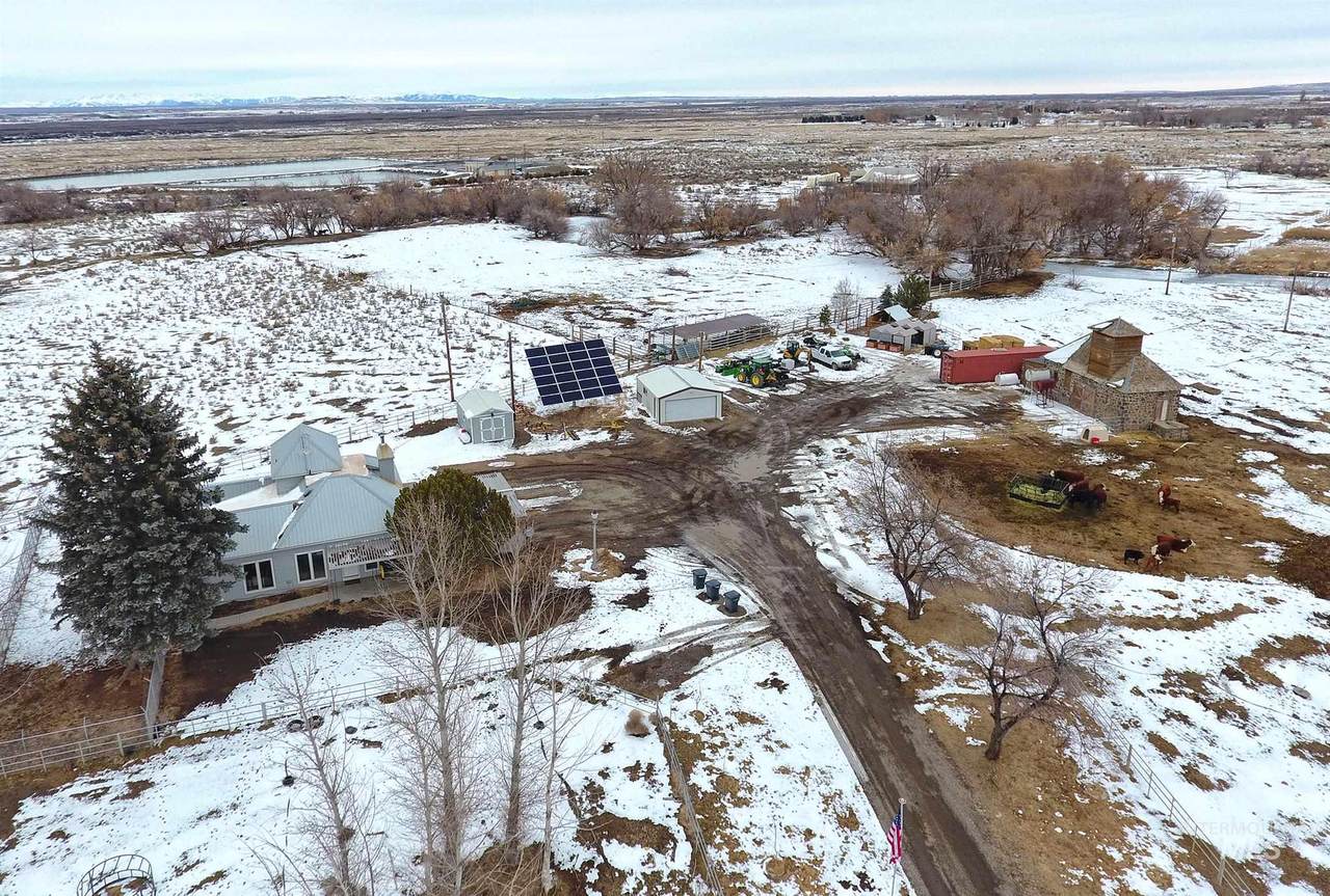 116 Hwy 26 - Photo 1