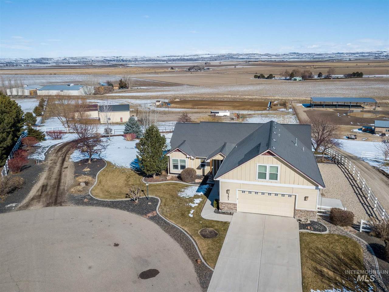 5802 Whispering Hills Dr - Photo 1