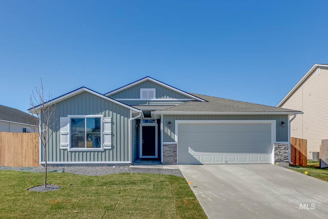 19560 Maywood Pl - Photo 1
